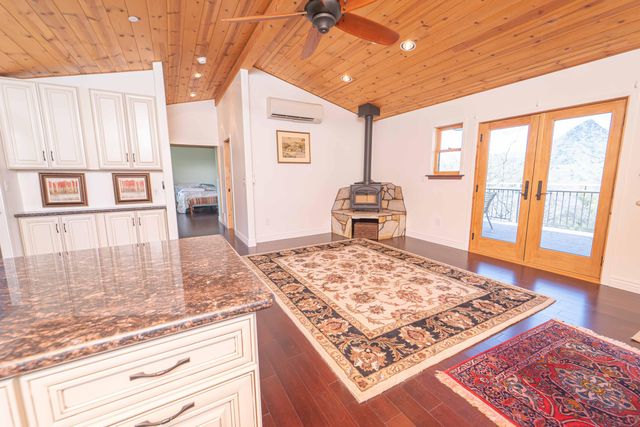 44294 Sequoia Oaks Drive, Three Rivers, CA 93271