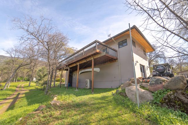 44294 Sequoia Oaks Drive, Three Rivers, CA 93271