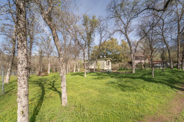 44294 Sequoia Oaks Drive, Three Rivers, CA 93271