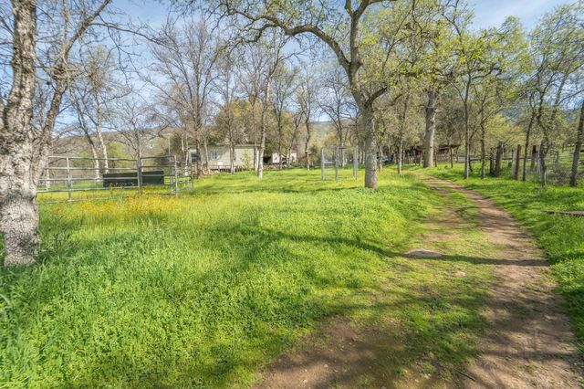 44294 Sequoia Oaks Drive, Three Rivers, CA 93271