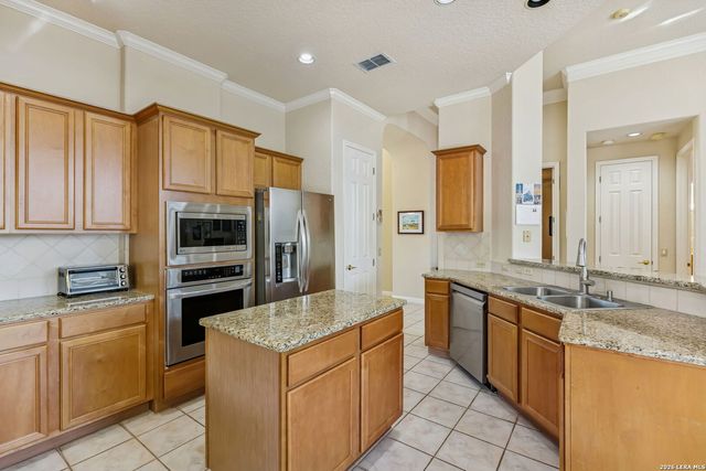 3718 River Falls, San Antonio, TX 78259