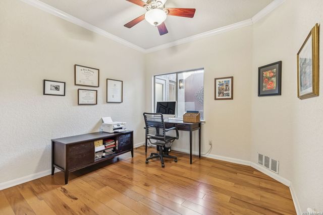 3718 River Falls, San Antonio, TX 78259