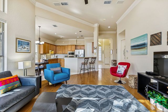 3718 River Falls, San Antonio, TX 78259