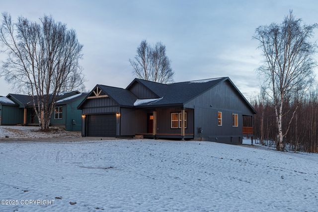 10380 E Heartland Loop, Palmer, AK 99645