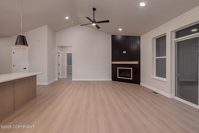 10380 E Heartland Loop, Palmer, AK 99645