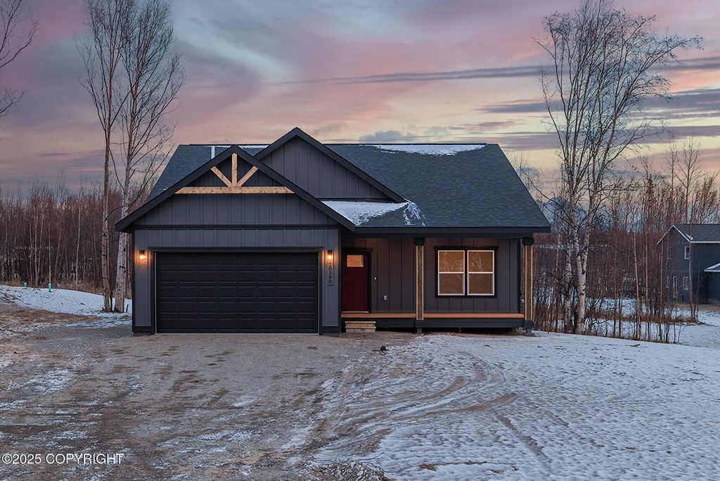 10380 E Heartland Loop, Palmer, AK 99645
