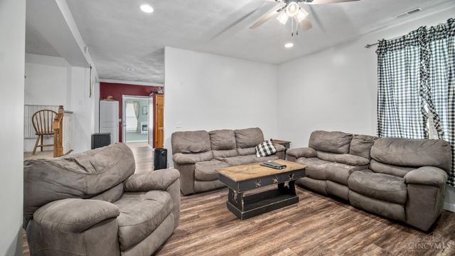 6995 Bethlehem Road, Byrd Twp, OH 45697