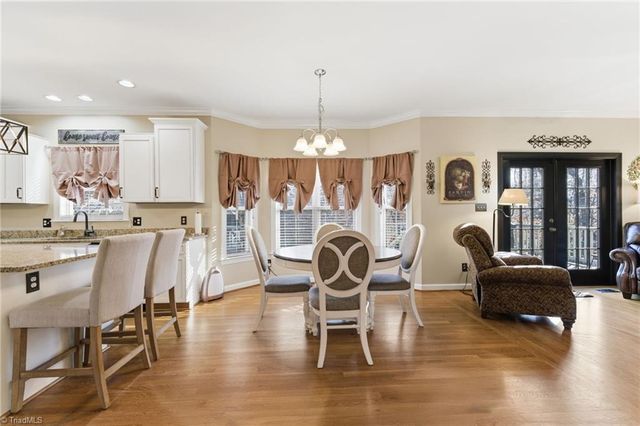 5716 Sutter Lane, Kernersville, NC 27284