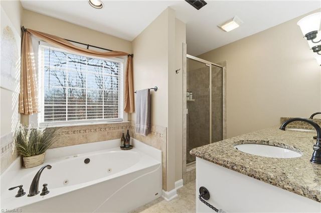 5716 Sutter Lane, Kernersville, NC 27284