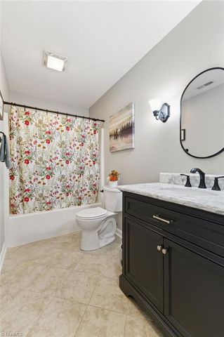 5716 Sutter Lane, Kernersville, NC 27284