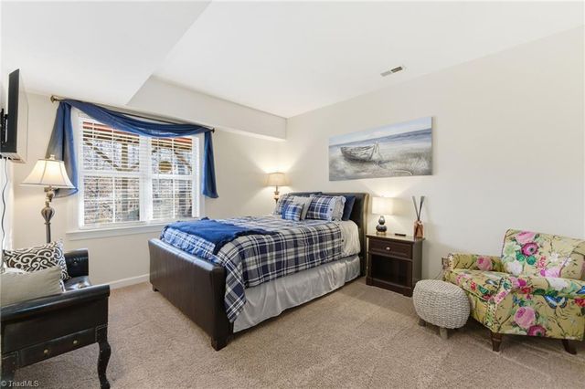 5716 Sutter Lane, Kernersville, NC 27284