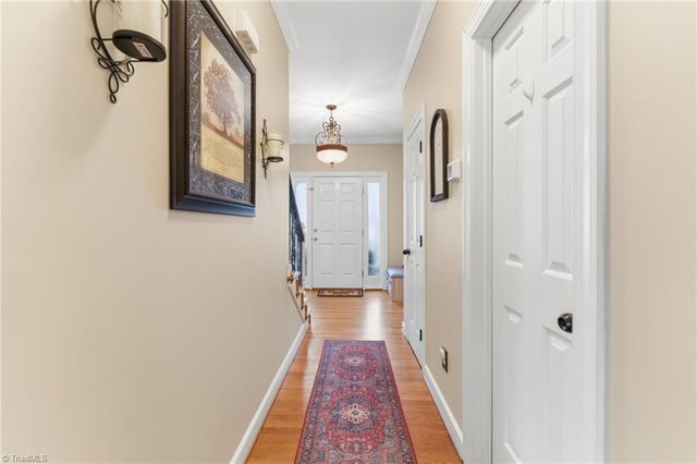 5716 Sutter Lane, Kernersville, NC 27284