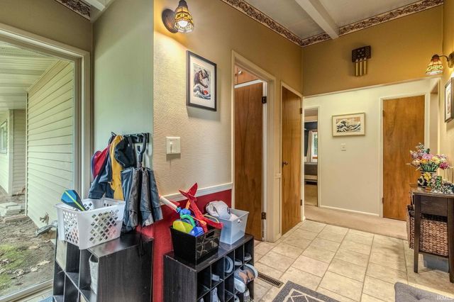 2806 Martin Manor Drive, Goshen, IN 46526