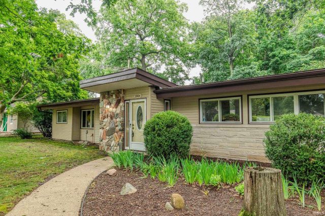 2806 Martin Manor Drive, Goshen, IN 46526