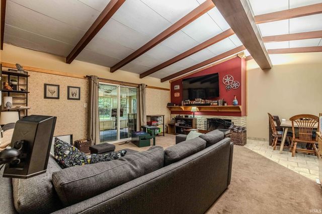 2806 Martin Manor Drive, Goshen, IN 46526
