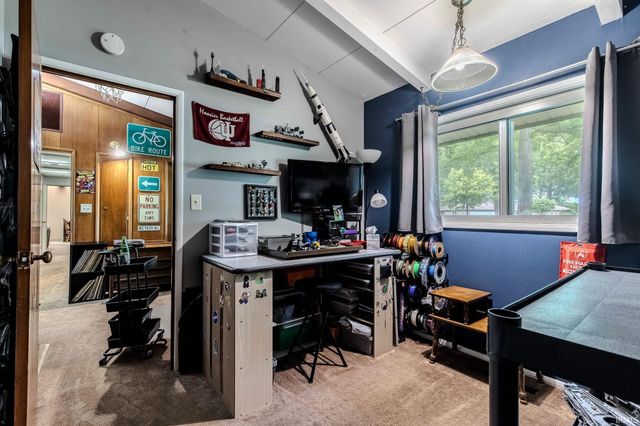 2806 Martin Manor Drive, Goshen, IN 46526
