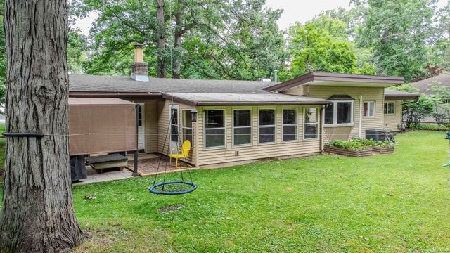 2806 Martin Manor Drive, Goshen, IN 46526