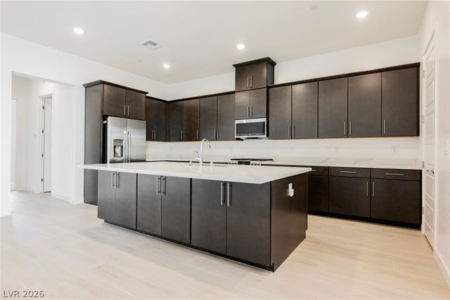 116 Skylar Village Avenue, Henderson, NV 89011