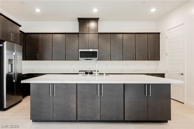 116 Skylar Village Avenue, Henderson, NV 89011