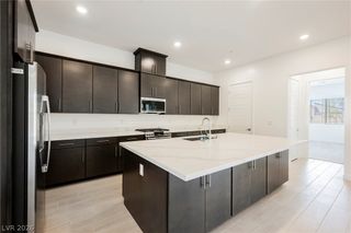 116 Skylar Village Avenue, Henderson, NV 89011