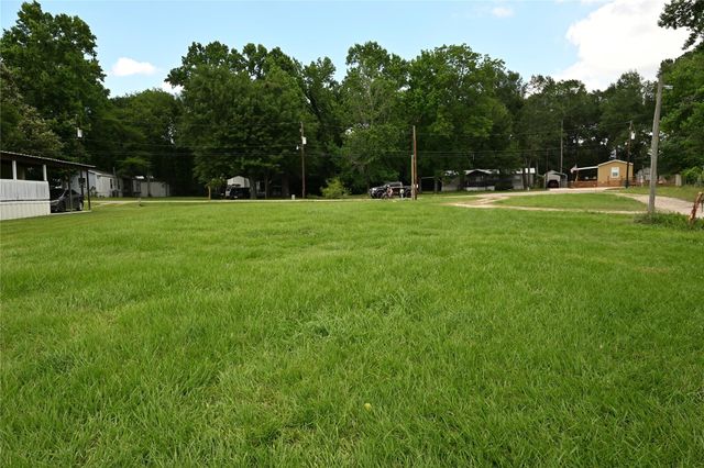 12615 Paradise View Court, Willis, TX 77318