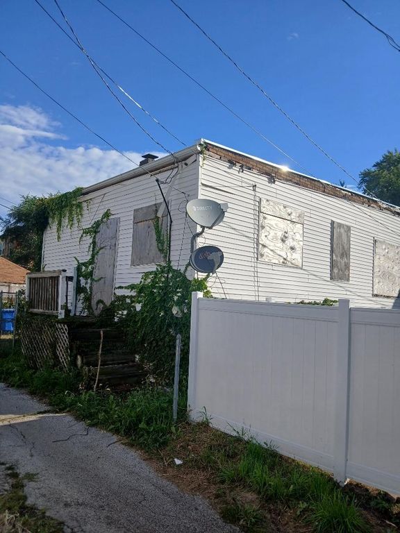 7744 S Drexel Avenue, Chicago, IL 60619 — photo 2