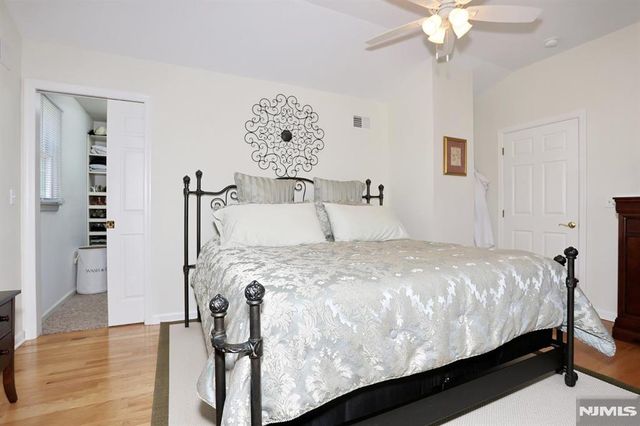 620 Ridgewood Road, Twp Of Washington, NJ 07676