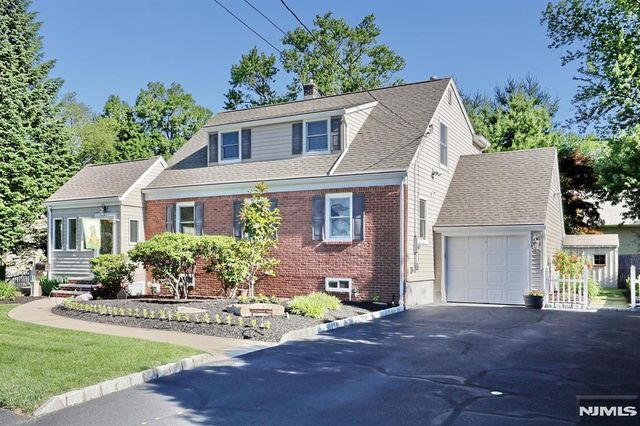 620 Ridgewood Road, Twp Of Washington, NJ 07676