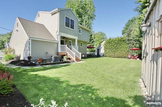 620 Ridgewood Road, Twp Of Washington, NJ 07676