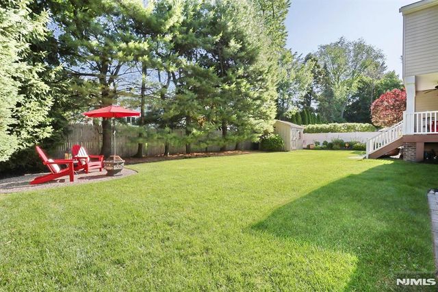 620 Ridgewood Road, Twp Of Washington, NJ 07676