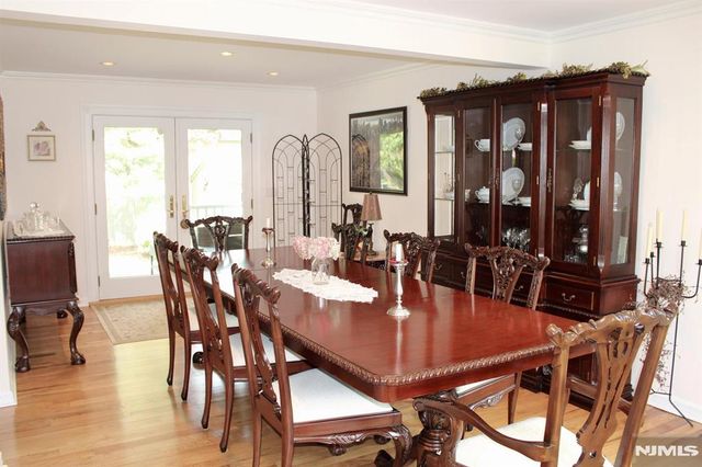 620 Ridgewood Road, Twp Of Washington, NJ 07676