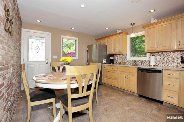 620 Ridgewood Road, Twp Of Washington, NJ 07676