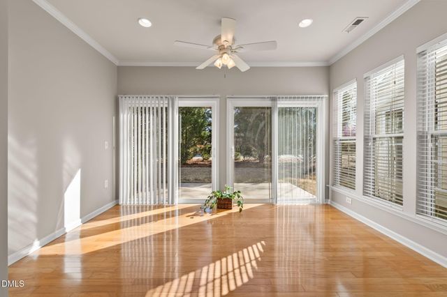 306 Easton Grey Loop, Cary, NC 27519