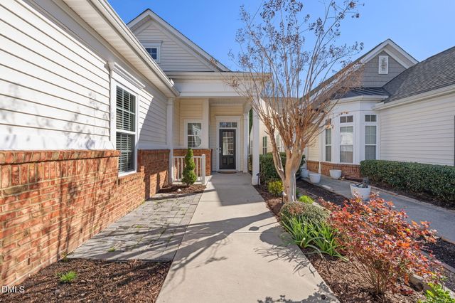 306 Easton Grey Loop, Cary, NC 27519