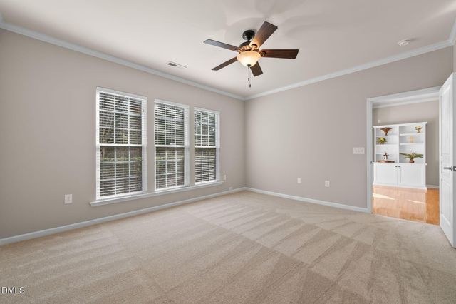 306 Easton Grey Loop, Cary, NC 27519