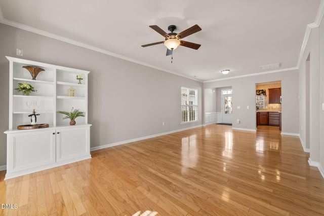 306 Easton Grey Loop, Cary, NC 27519