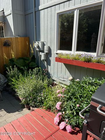 3002 Brittany Place, Anchorage, AK 99504