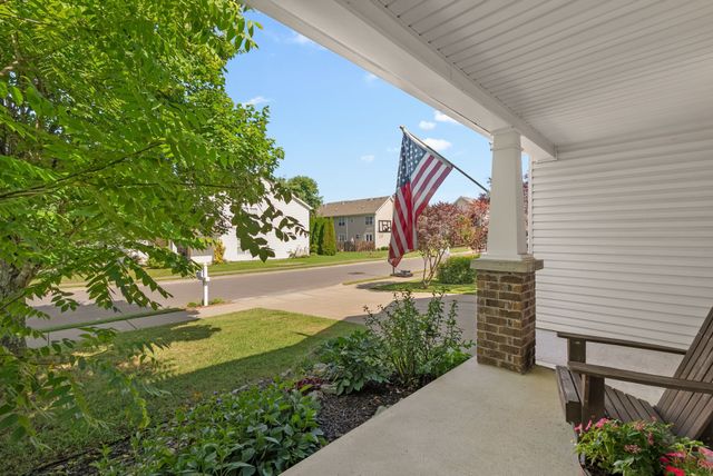 1038 Lexington Farms Dr, Spring Hill, TN 37174