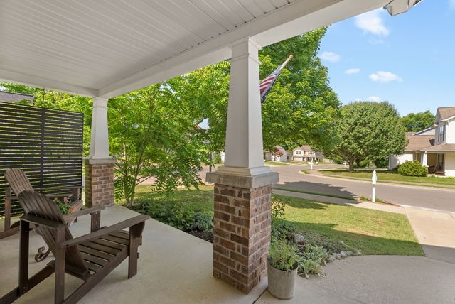 1038 Lexington Farms Dr, Spring Hill, TN 37174