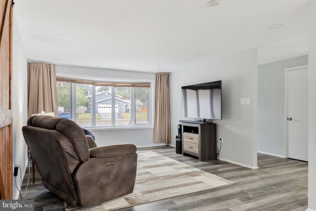 2419 PINEFIELD RD, Waldorf, MD 20601