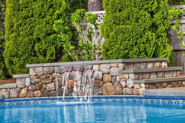 9 Bakers Pond Road, East Dennis, MA 02641