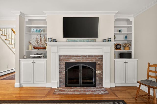 9 Bakers Pond Road, East Dennis, MA 02641