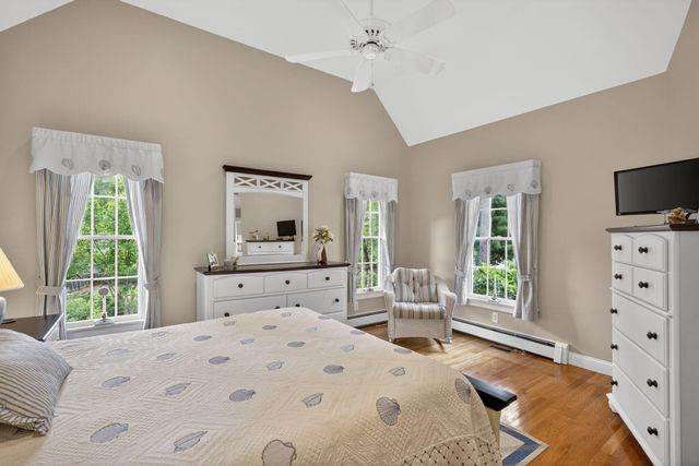 9 Bakers Pond Road, East Dennis, MA 02641