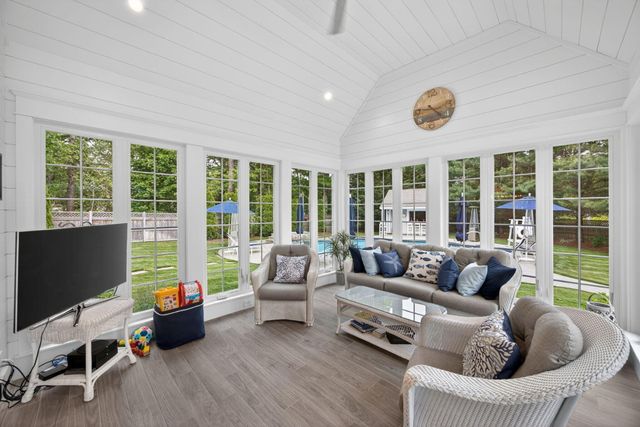 9 Bakers Pond Road, East Dennis, MA 02641