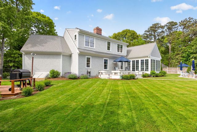 9 Bakers Pond Road, East Dennis, MA 02641