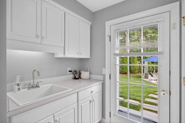 9 Bakers Pond Road, East Dennis, MA 02641