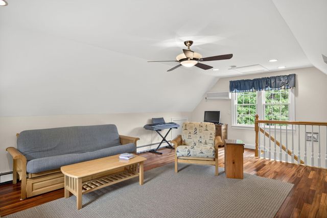 9 Bakers Pond Road, East Dennis, MA 02641