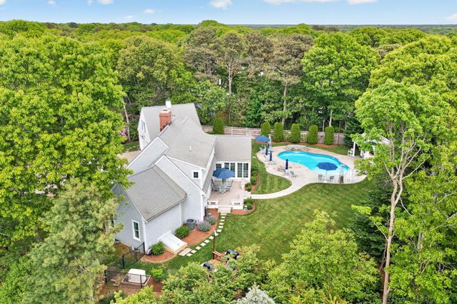 9 Bakers Pond Road, East Dennis, MA 02641
