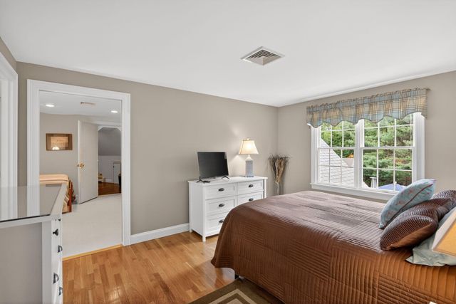 9 Bakers Pond Road, East Dennis, MA 02641