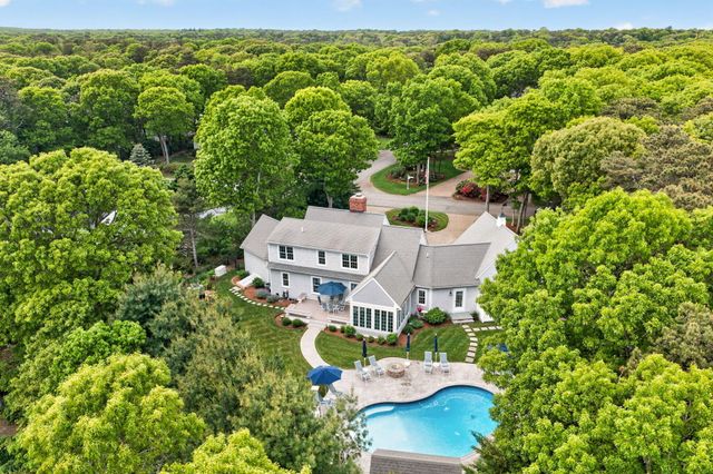 9 Bakers Pond Road, East Dennis, MA 02641